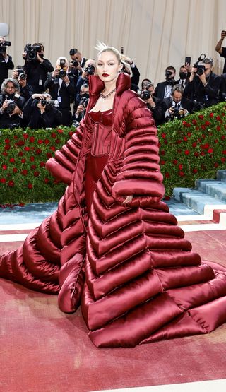 met-gala-red-carpet-looks-2022-299596-1651538130405-image