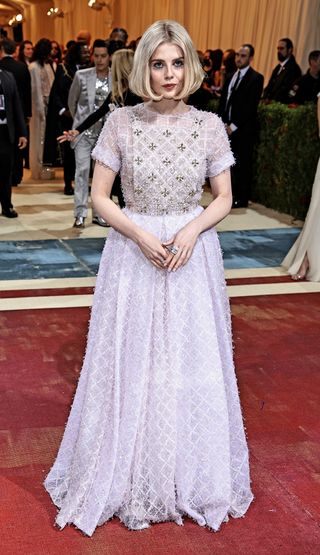 met-gala-red-carpet-looks-2022-299596-1651543443636-image