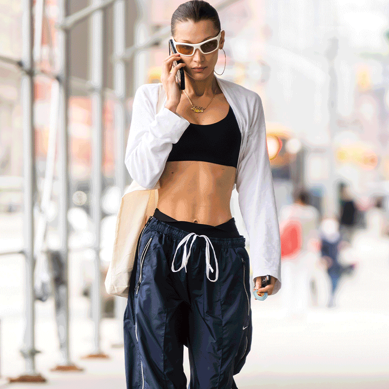 Gigi and Bella Hadid Are Obsessed With The Cargo Pants Revival