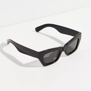 Free People + Juliet Winged Cat Eye Sunglasses