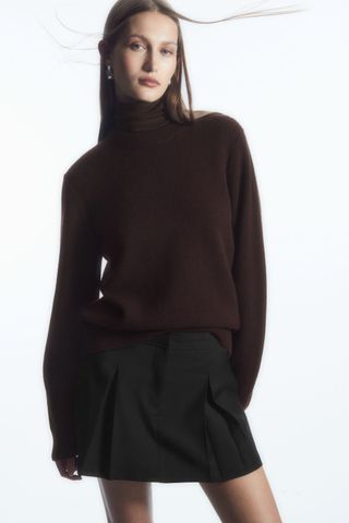 COS + Low-Rise Pleated Wool Mini Skirt