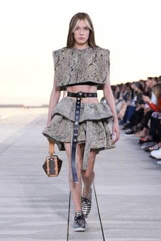 louis-vuitton-cruise-2023-review-299896-1652506791578-image