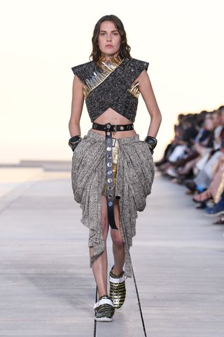 louis-vuitton-cruise-2023-review-299896-1652508141362-image