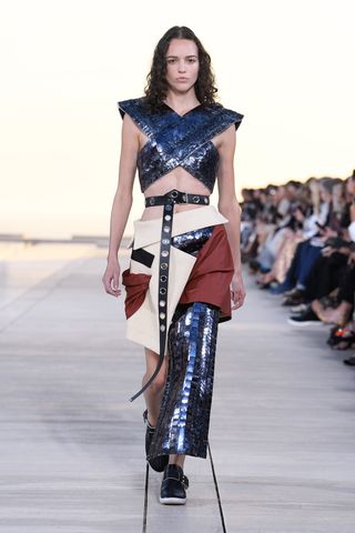louis-vuitton-cruise-2023-review-299896-1652508146129-image