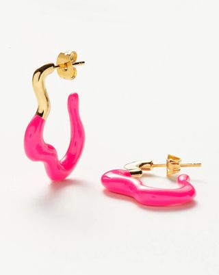 Missoma + Squiggle Wavy Two Tone Enamel Hoop Earrings in Hot Pink