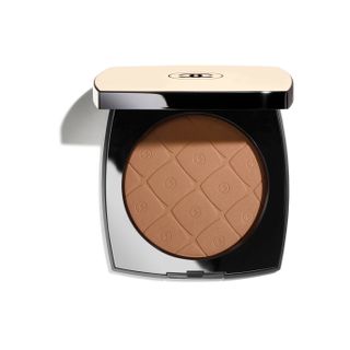 Chanel + Les Beiges Oversize Healthy Glow Sun-Kissed Powder
