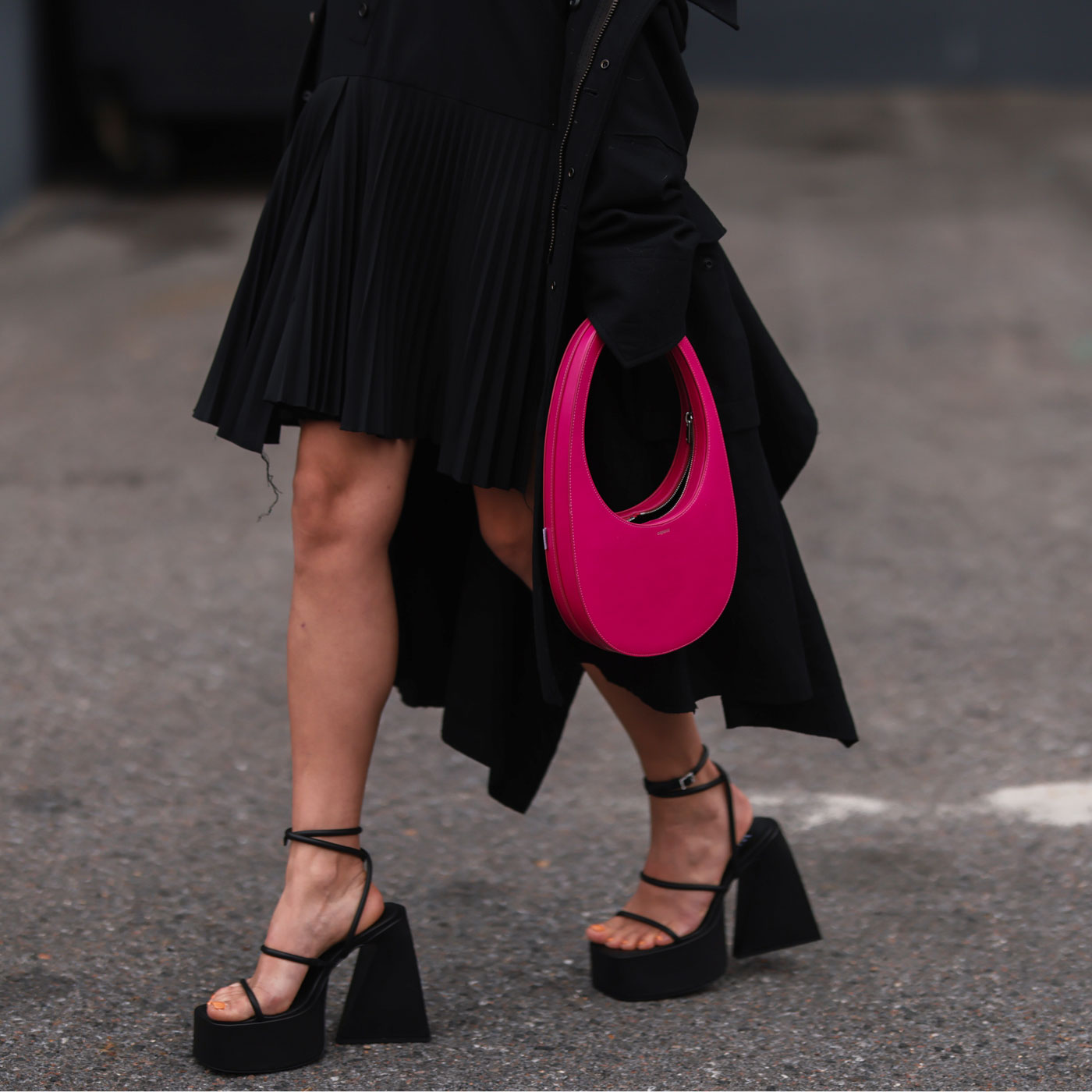 daring-summer-fashion-trends-300376-1654649841590-square
