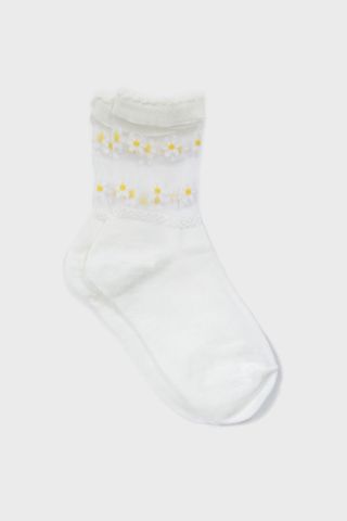 Glassworks London + White Sheer Daisies Ankle Block Socks