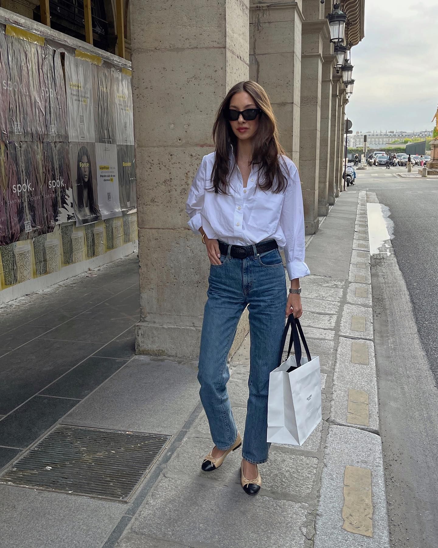 5 Chic Outfit Ideas Featuring Flats And Jeans Who What Wear 5-chic-outfit-ideas-featuring-flats-and-jeans-who-what-wear