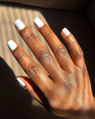 summer-2022-nail-trends-300470-1655051355299-image