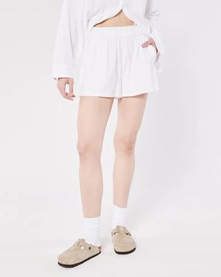 Hollister + Ultra High-Rise Linen Shorts