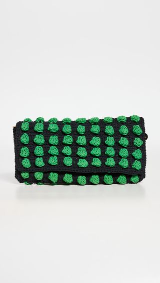 Clare v. + Claudette Clutch