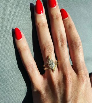 engagement-ring-guide-300775-1656367063977-main