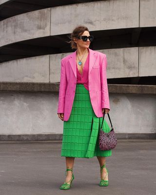 summer-blazer-outfits-300814-1656444010285-image