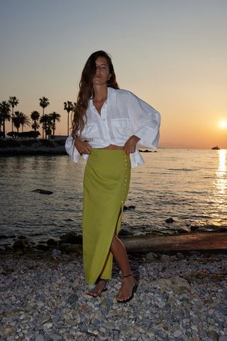 Zara + Linen-Blend Buttoned Skirt