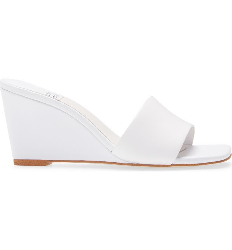 minimal sandals women
