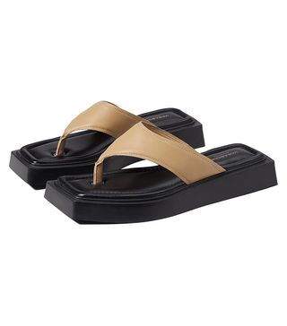 Vagabond Shoemakers + Evy Leather Thong Sandal