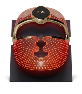 FAQ + LED Light + NIR AntiAgeing Face Mask Treatment