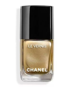 Chanel + Le Vernis in 532 Canotier