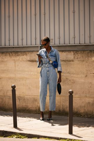 easy-editor-outfit-ideas-301100-1657634953668-main