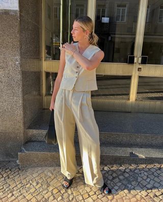 cos-wide-leg-trousers-301145-1657807095460-image