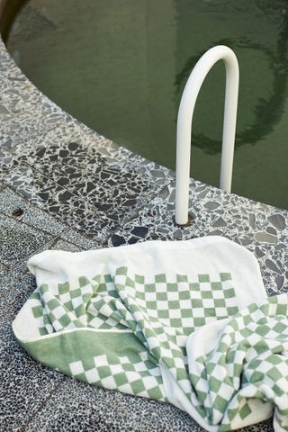 Baina + Roman Organic Cotton (Pool) Towel in Sage & Chalk