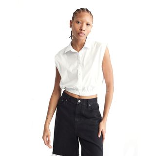Calvin Klein + Fitted Button Down Cropped Shirt