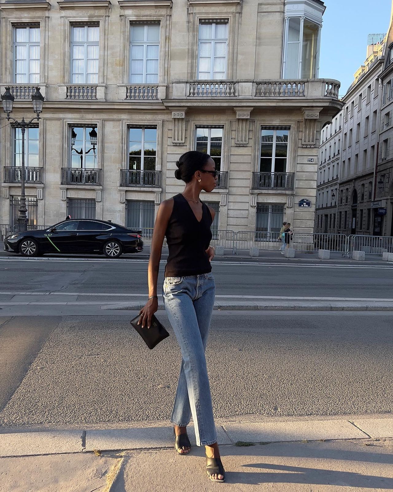 French Girls Make Jeans Look Elegant With These 7 Basics | Who What Wear