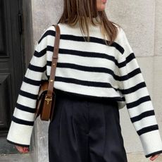 and-other-stories-striped-jumpers-301483-1659092181351-square