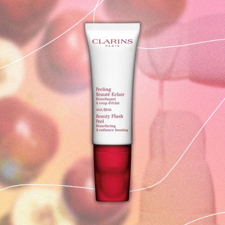 clarins-beauty-flash-peel-301493-1659633876373-square