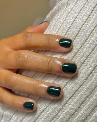 trending-nails-301597-1659976614960-image