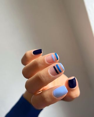 trending-nails-301597-1659976616379-image