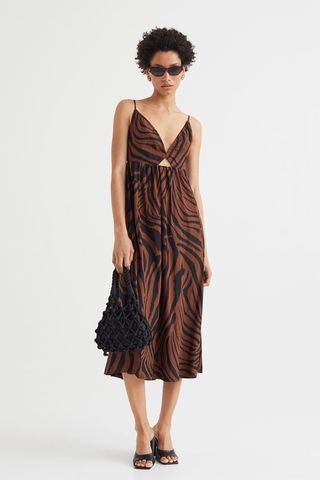 H&M + V-Neck Drawstring-Detail Dress