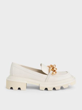 Charles & Keith + Chalk Perline Chunky Chain Loafers