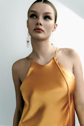 Zara + Floral Earrings