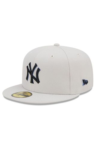 New Era + Khaki New York Yankees Hat