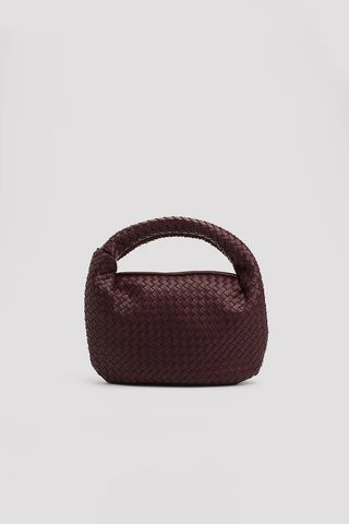 NA-KD Accessories + Woven Rounded Bag