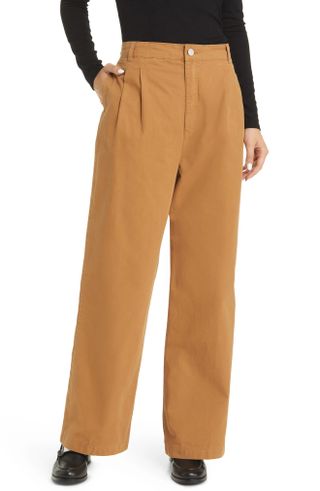 Frame + Pleat Front Wide Leg Chinos