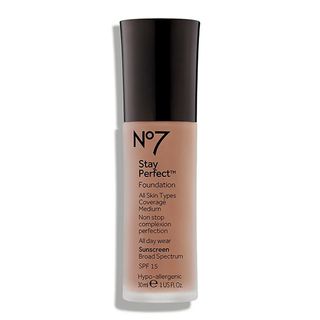 No7 + Stay Perfect Foundation