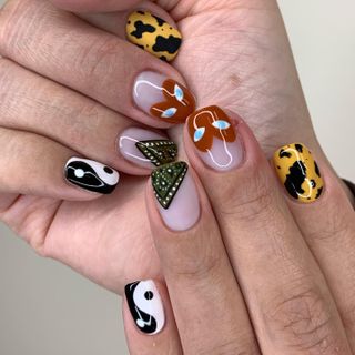 butterfly-nails-302234-1663710402476-main