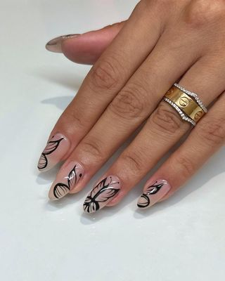 butterfly-nails-302234-1663711580908-main
