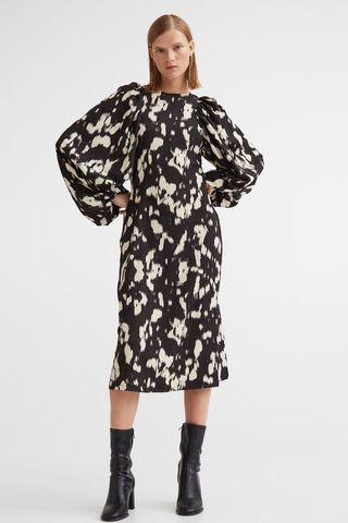 H&M + Patterned Balloon-Sleeved Dress