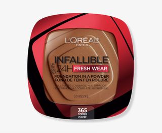 L'Oréal + Infallible 24HR Fresh Wear Foundation in a Powder