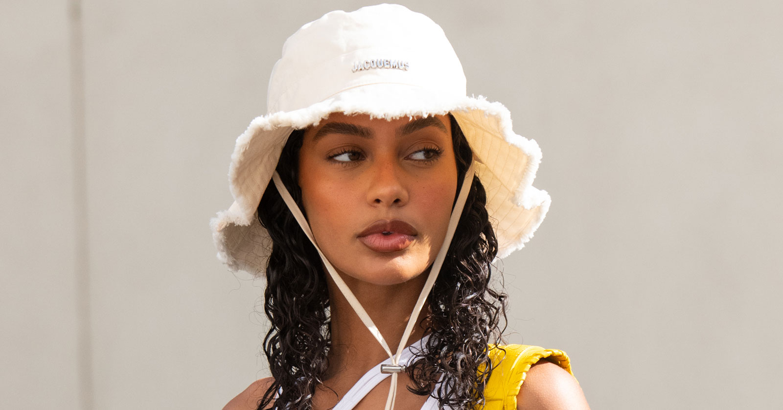JACQUEMUS LE BOB ARTICHAUT HAT OFF WHITE NEW SEASON PARLOUR