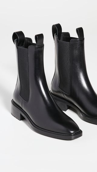 Aeyde + Simone Chelsea Boots