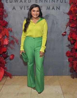 mindy-kaling-trouser-outfit-302469-1663278272862-image