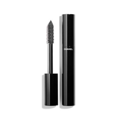 Why Chanel Noir Allure Mascara Is a Total Game Changer | Who What Wear