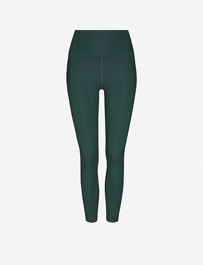 The Best Tops To Wear With Leggings Hands Down Who What Wear Uk 7067