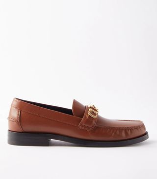 Gucci + Logo-Plaque Leather Loafers