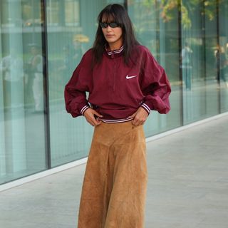 Brown corduroy 2024 skirt nike